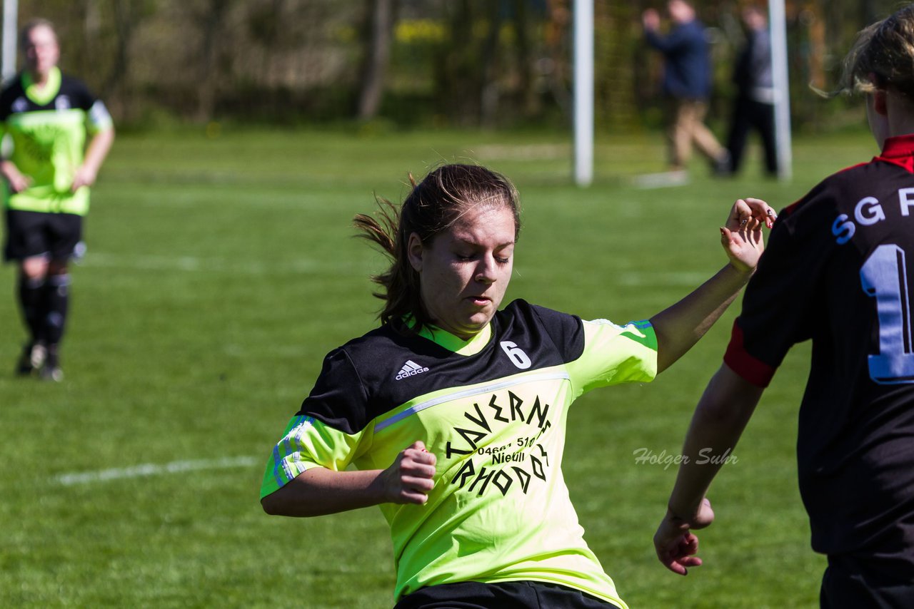 Bild 203 - Frauen SV Frisia 03 Risum Lindholm - Heider SV : Ergebnis: 8:0